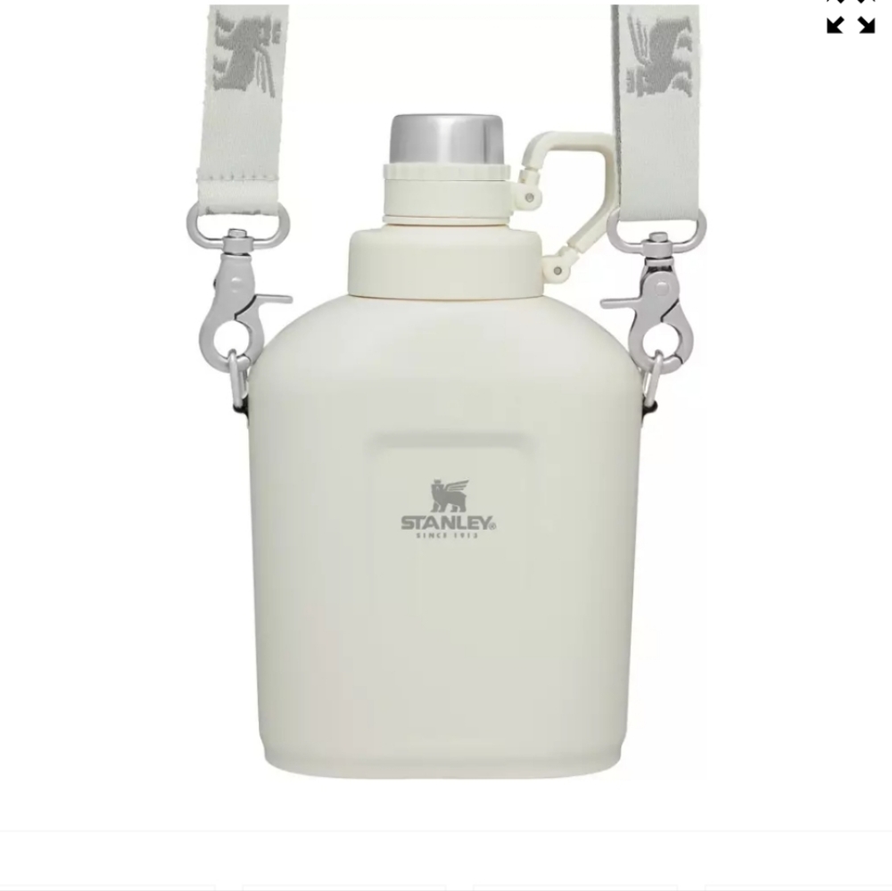 Stanley 1.1 qt. Legendary Classic Canteen